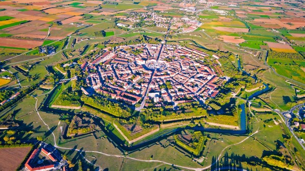 La forma delle città