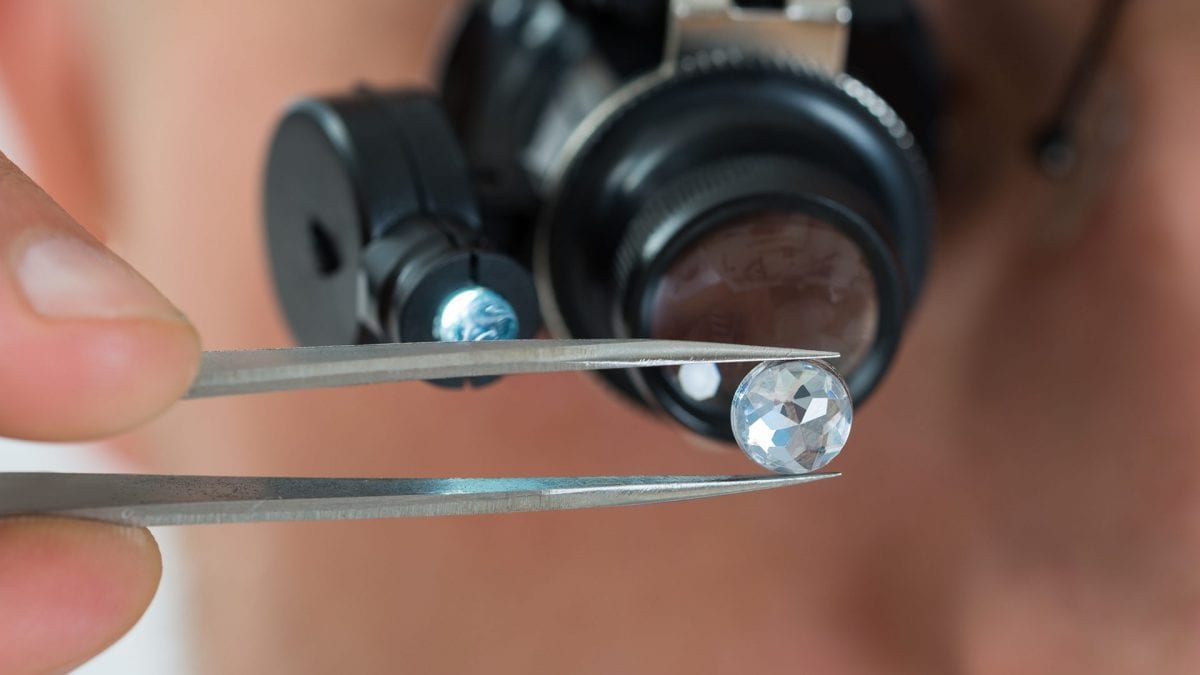 gemmologo zircone