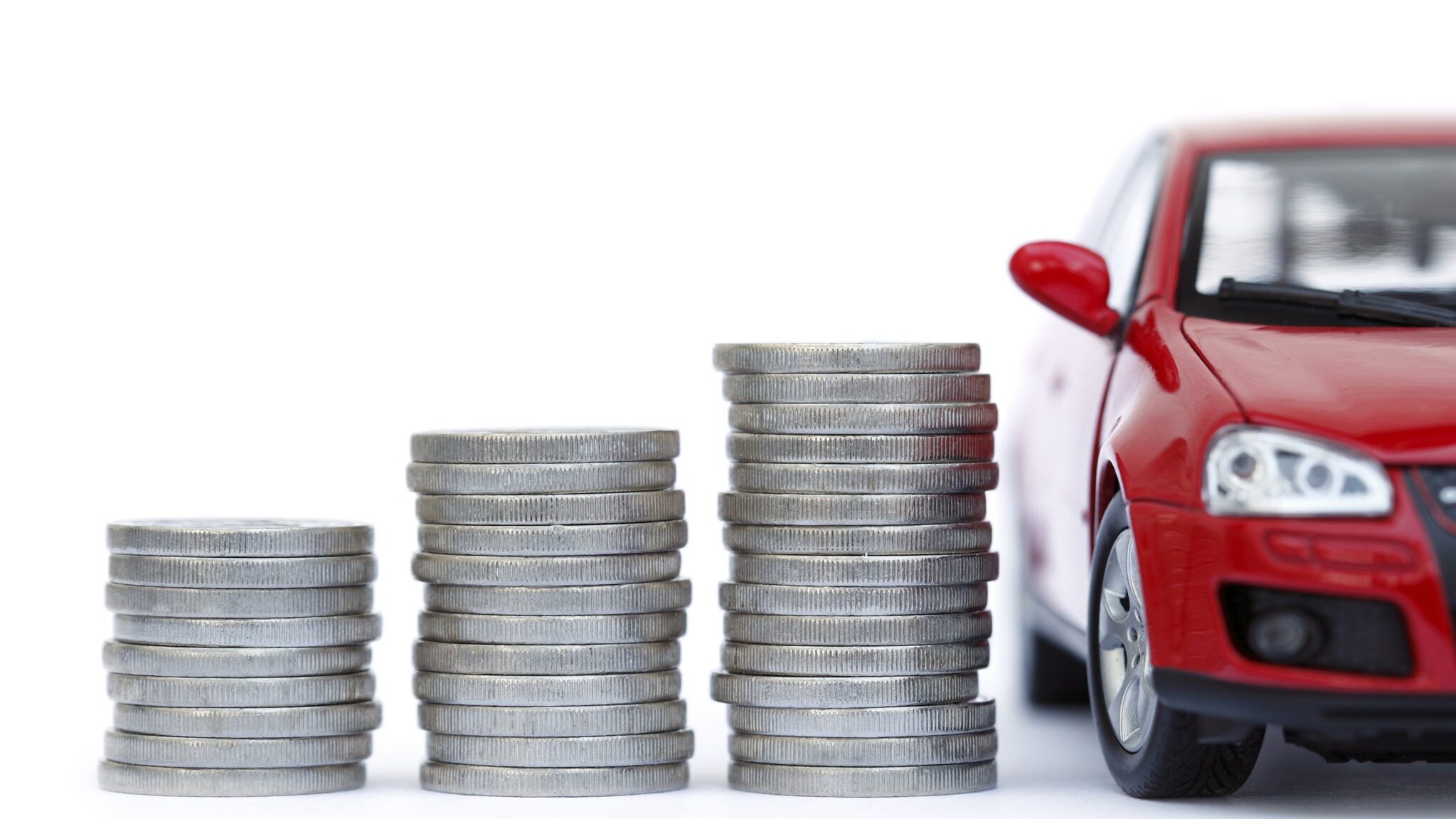 assicurazione auto costa tanto perche