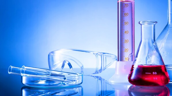 esperimenti scientifici con spiegazione