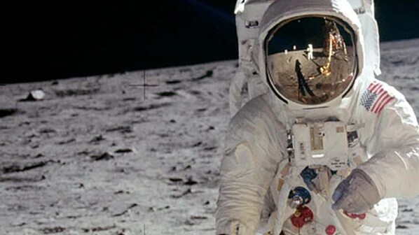 complottismo lunare