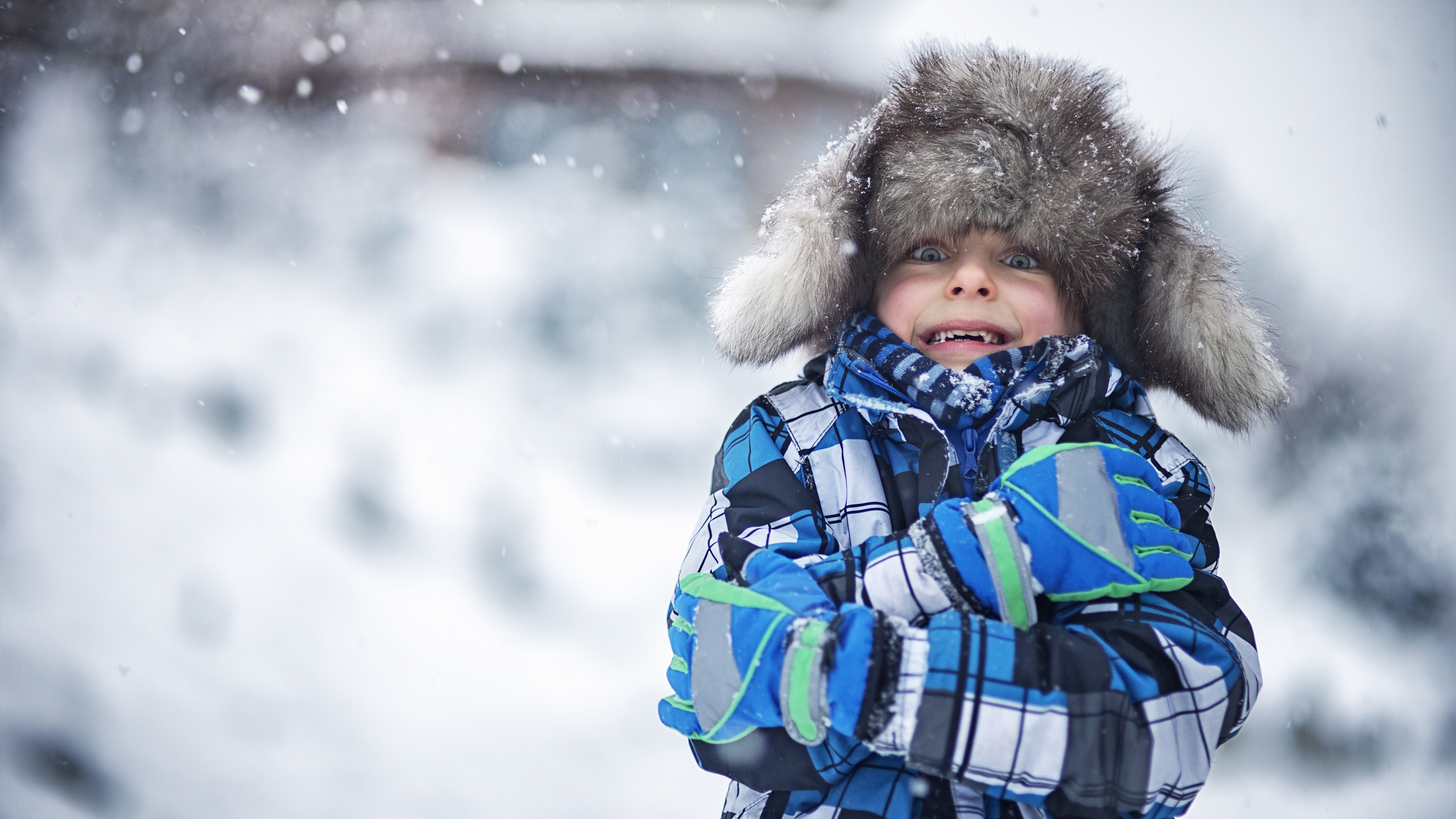 battere i denti freddo brividi