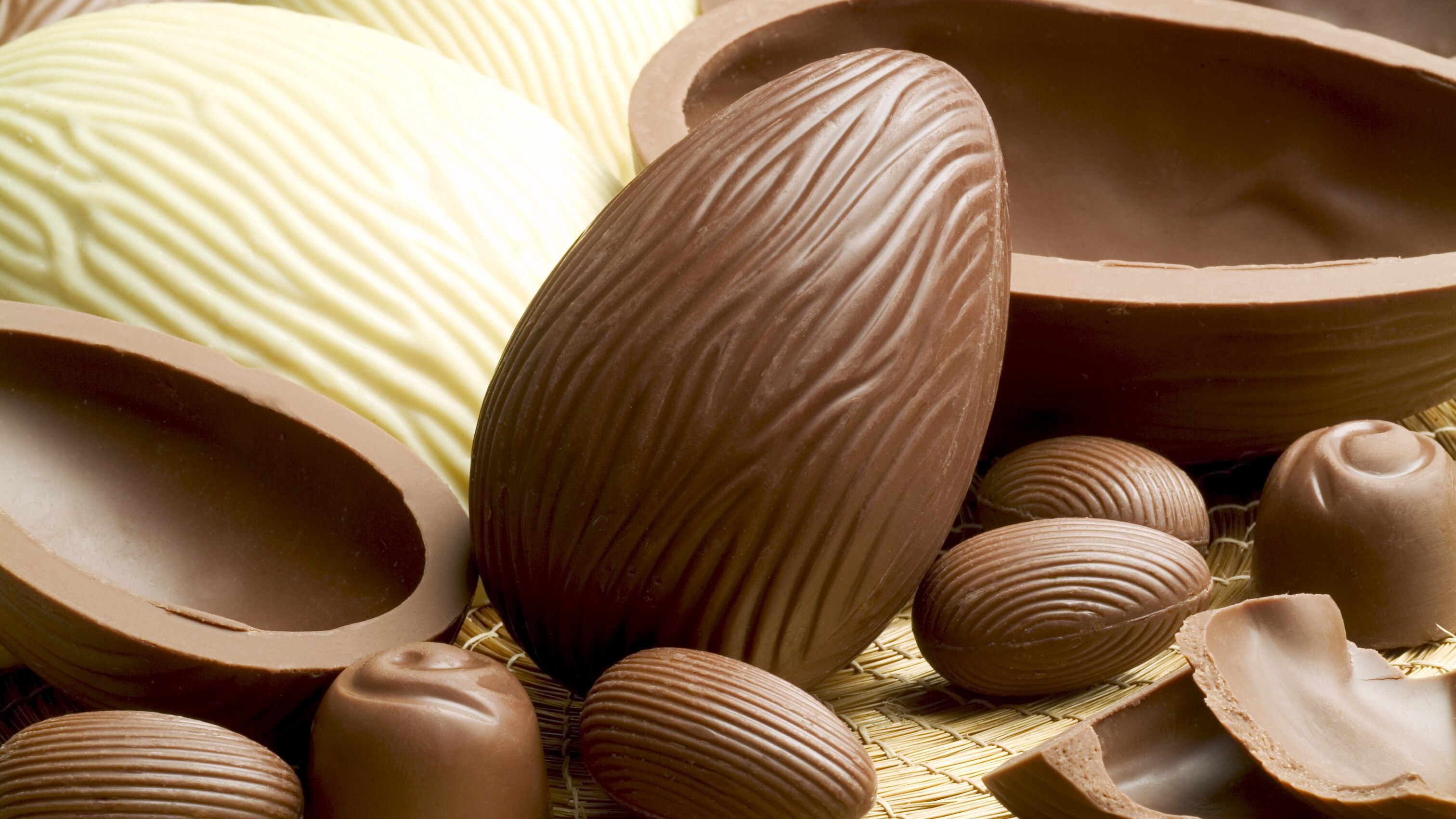 uova di pasqua cioccolato origine