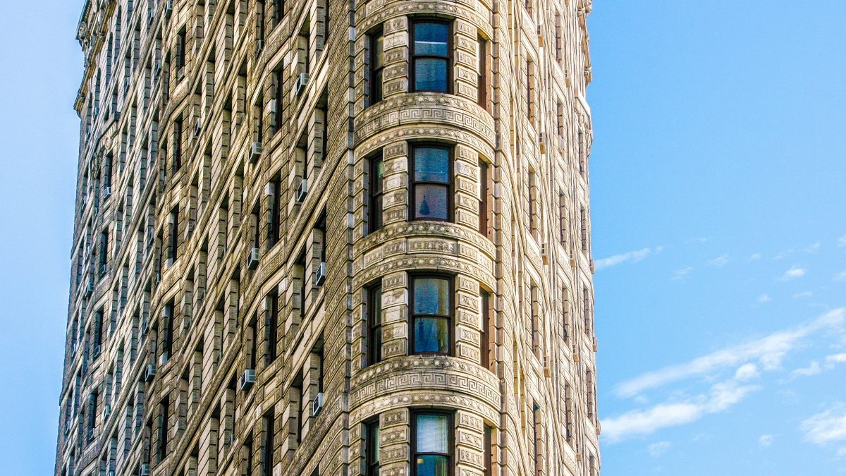 flatiron building new york manhattan