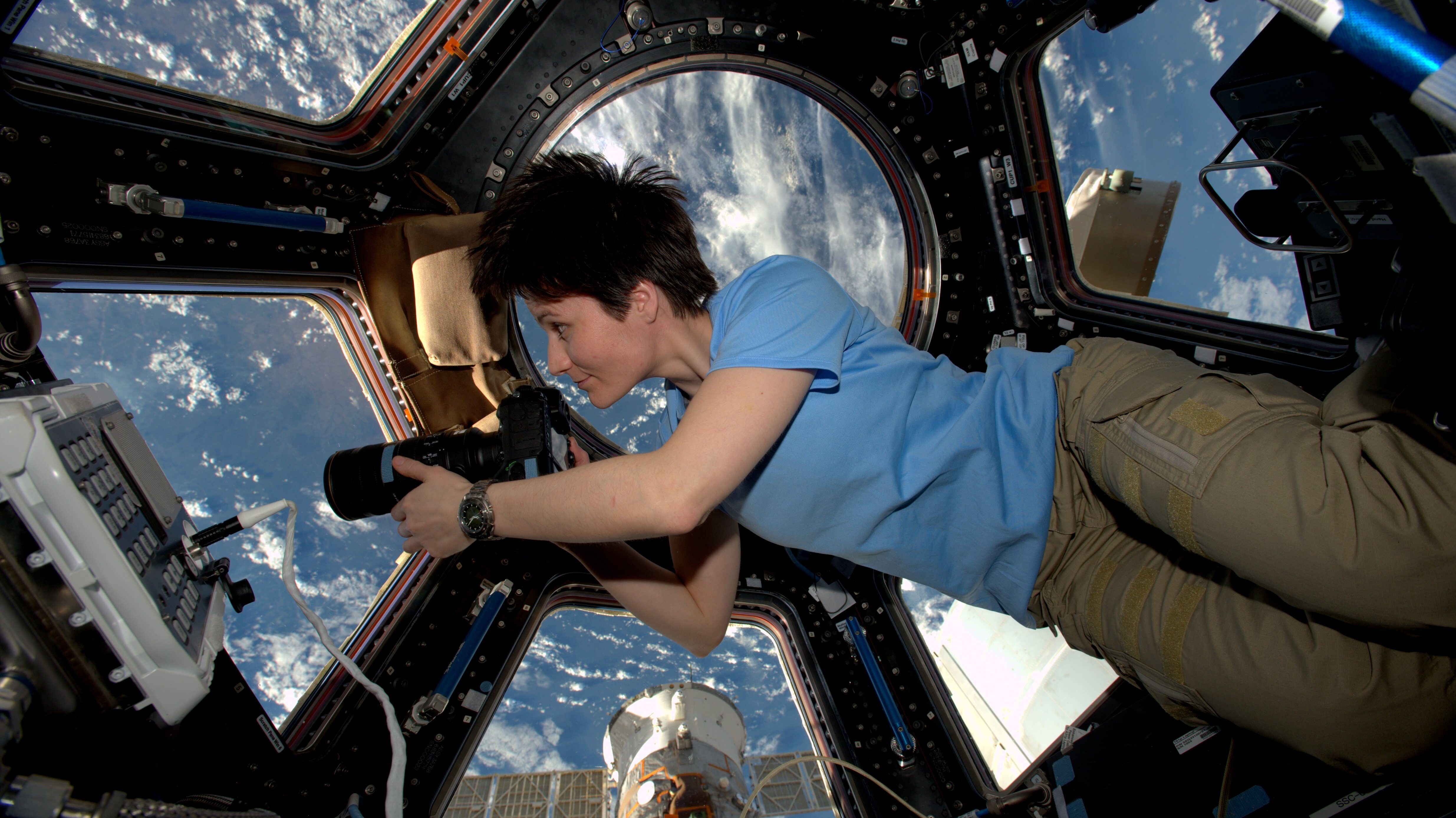 Samantha Cristoforetti assenza di gravità assenza peso