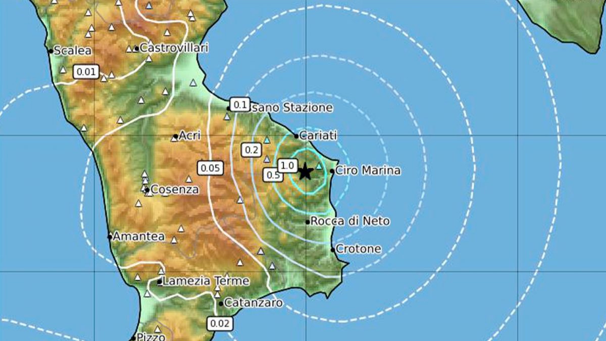 crotone terremoto 30 maggio