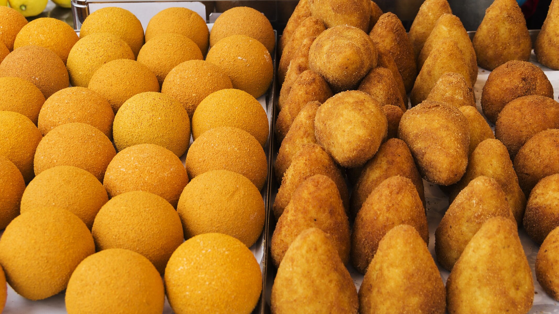 si dice arancino o arancina