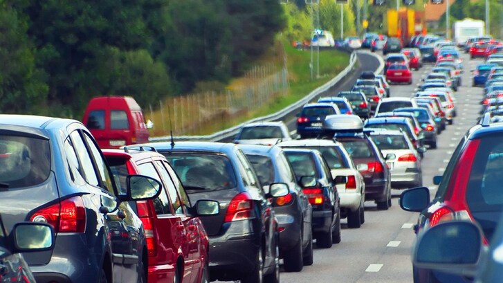 code a tratti fantasma perchè