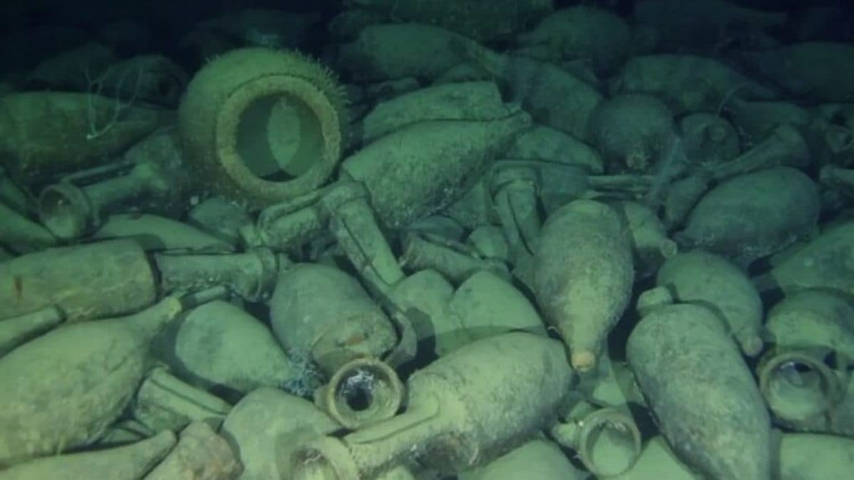 Anfore recuperate all'Elba