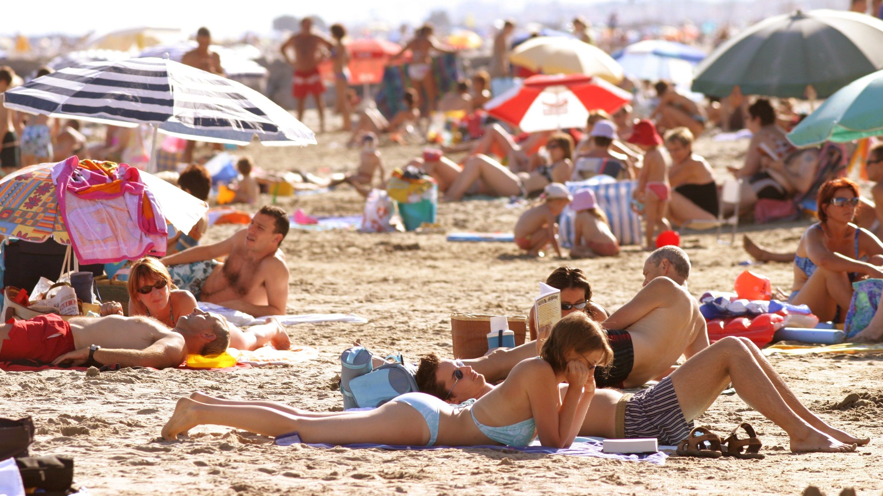 ferie vacanze agosto perche