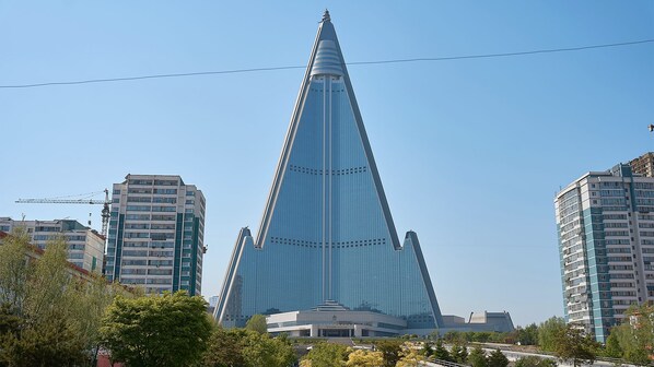 Ryugyong hotel