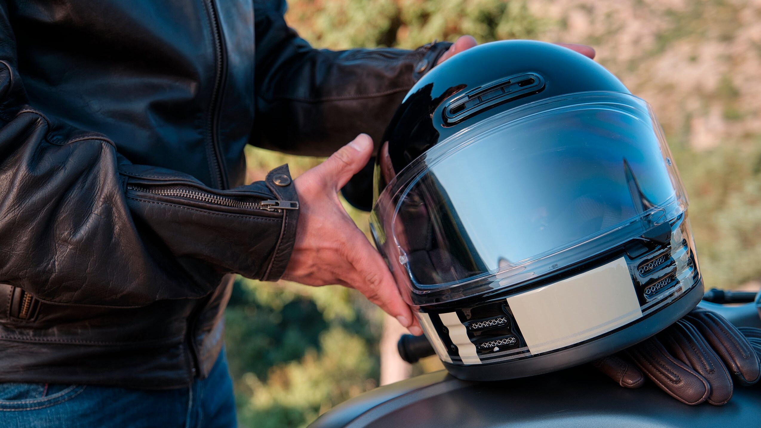 casco moto scadenza