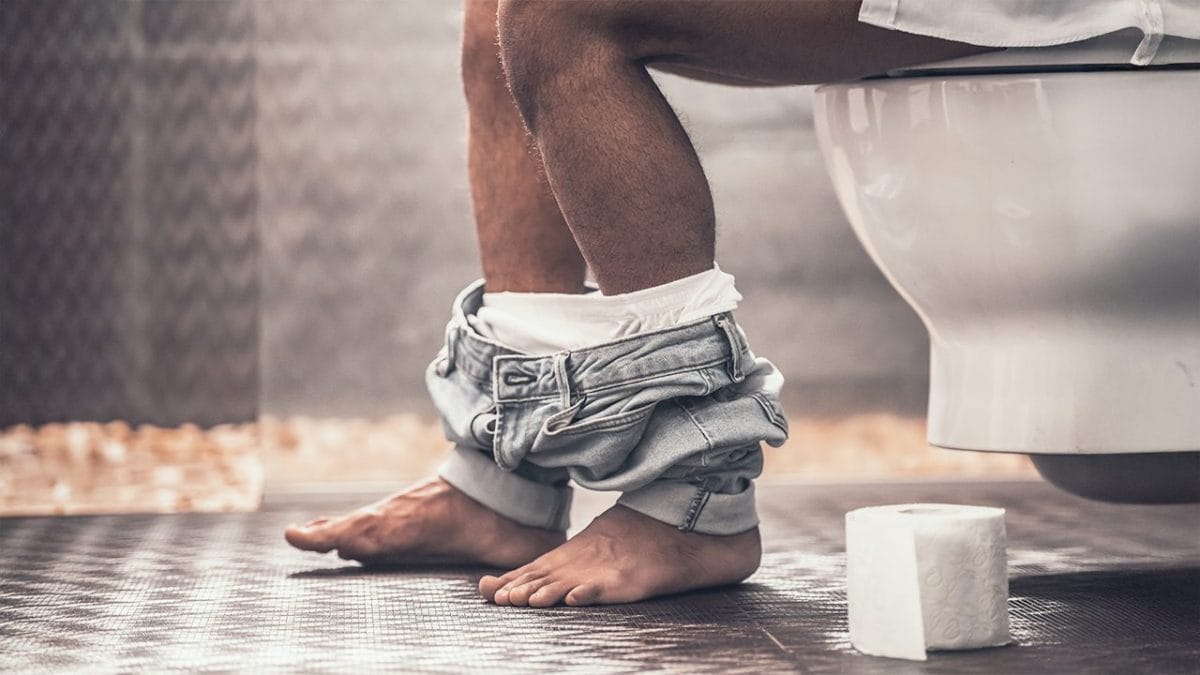 paesi in cui uomini urinano seduti fa bene