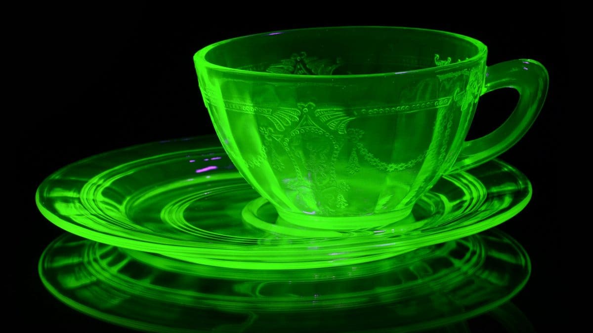 vetro fluorescente uranio