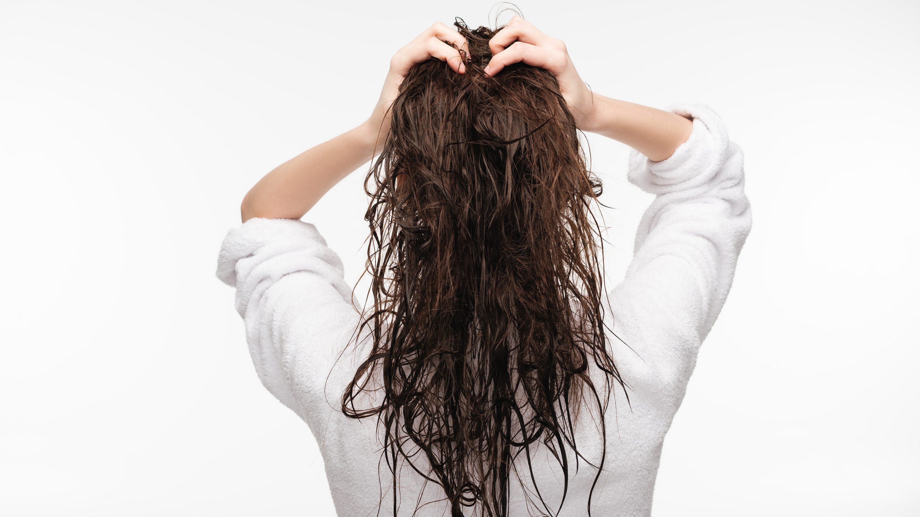 uscire capelli bagnati raffreddore