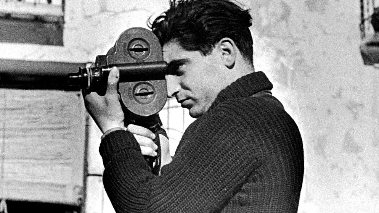 Robert Capa copertina