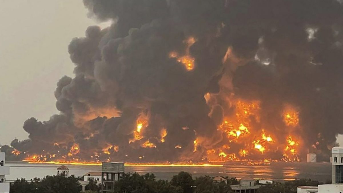 attacco aeroporto tel aviv israele houthi