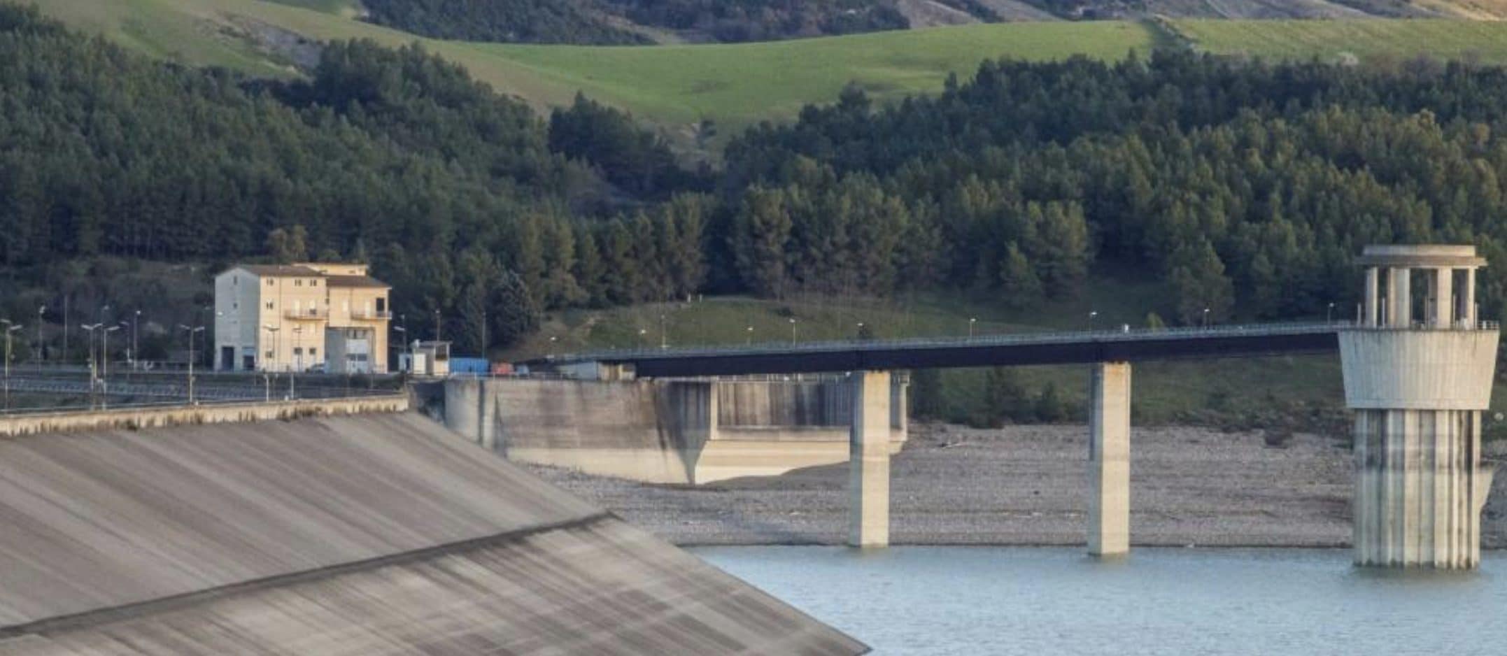 La diga in terra battuta più grande d'Europa si trova in Italia: ecco ...