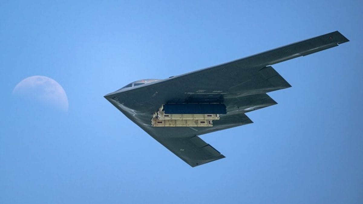 B2 martello mezzanotte usa iran