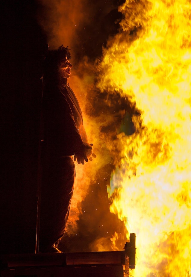 Fantoccio di Fawkes bruciato nel 2010