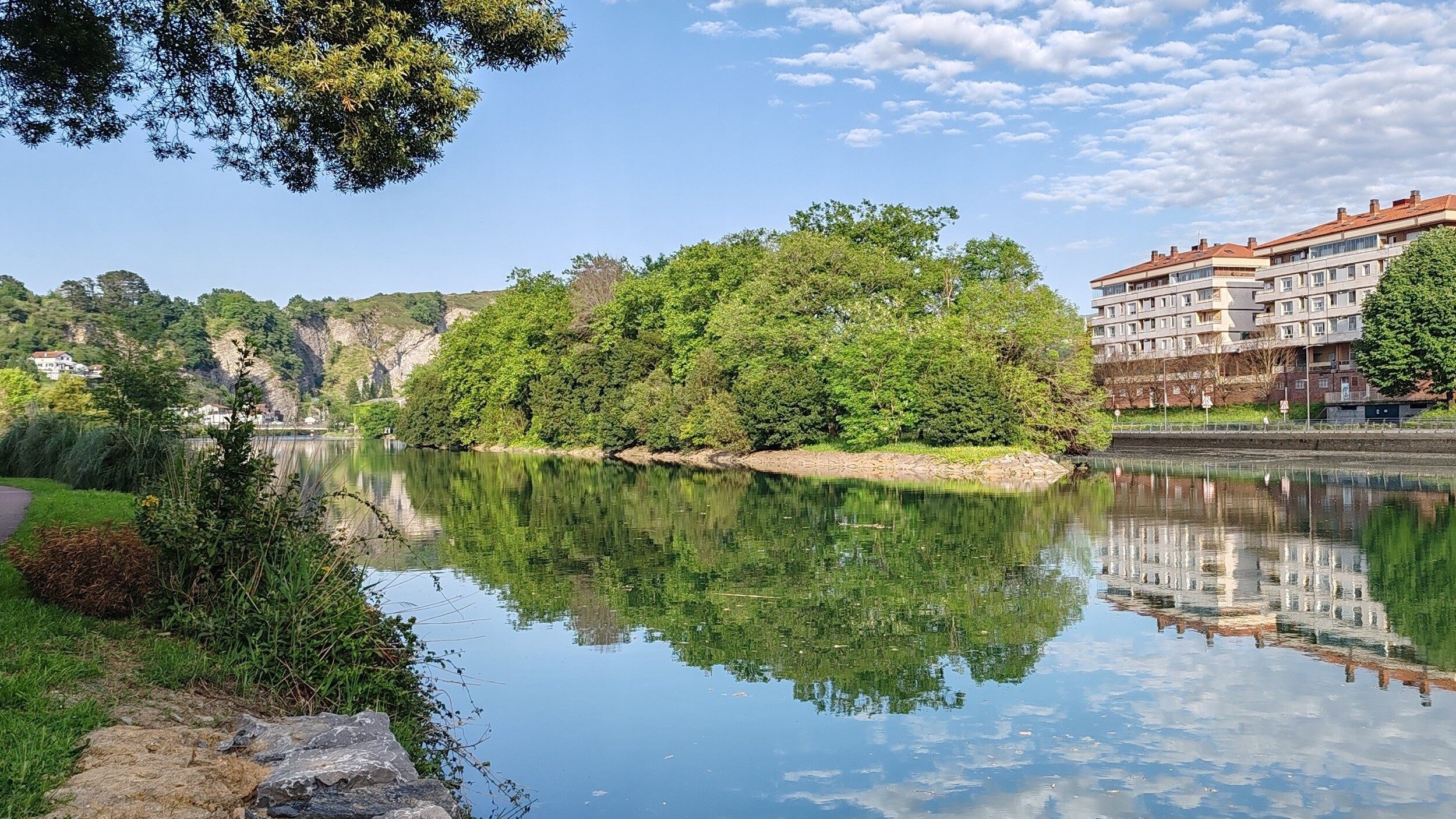 isola fagiani francia spagna