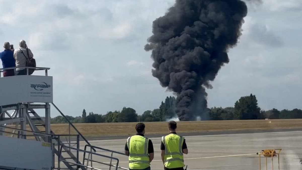 incidente aereo londra