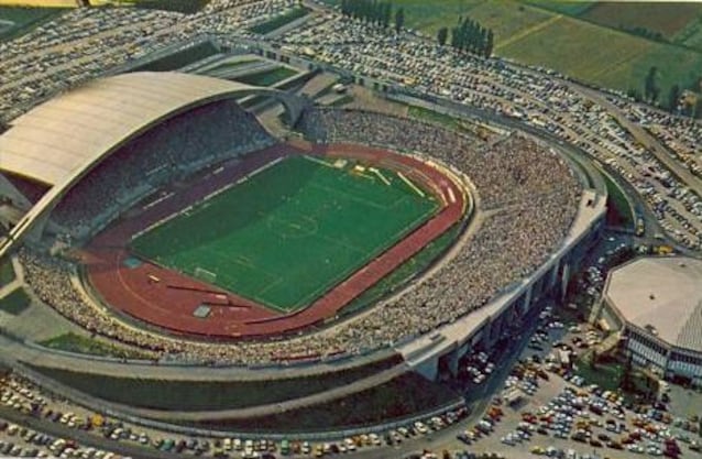Stadio_Friuli_1982