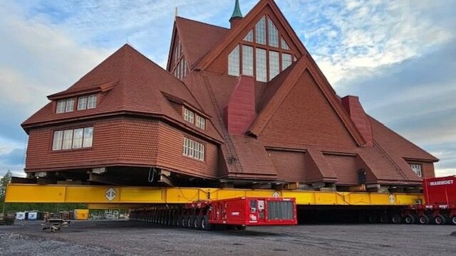 chiesa-kiruna-trasferimento