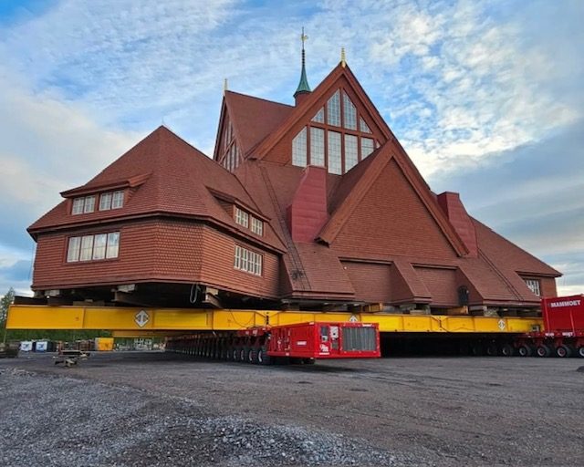 chiesa-kiruna-trasferimento
