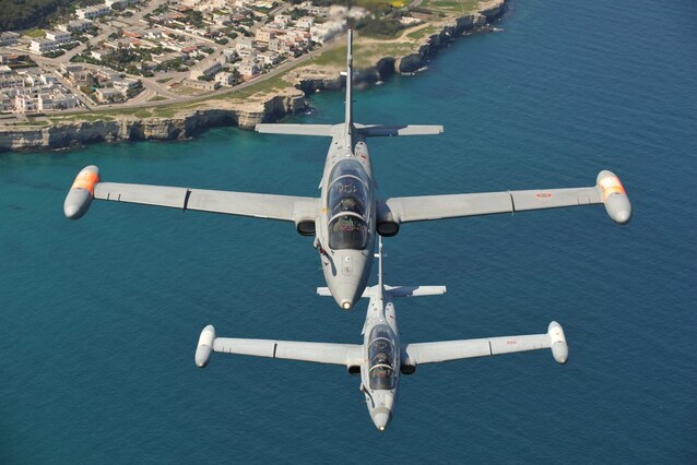 aereo-frecce-tricolore-mb-339