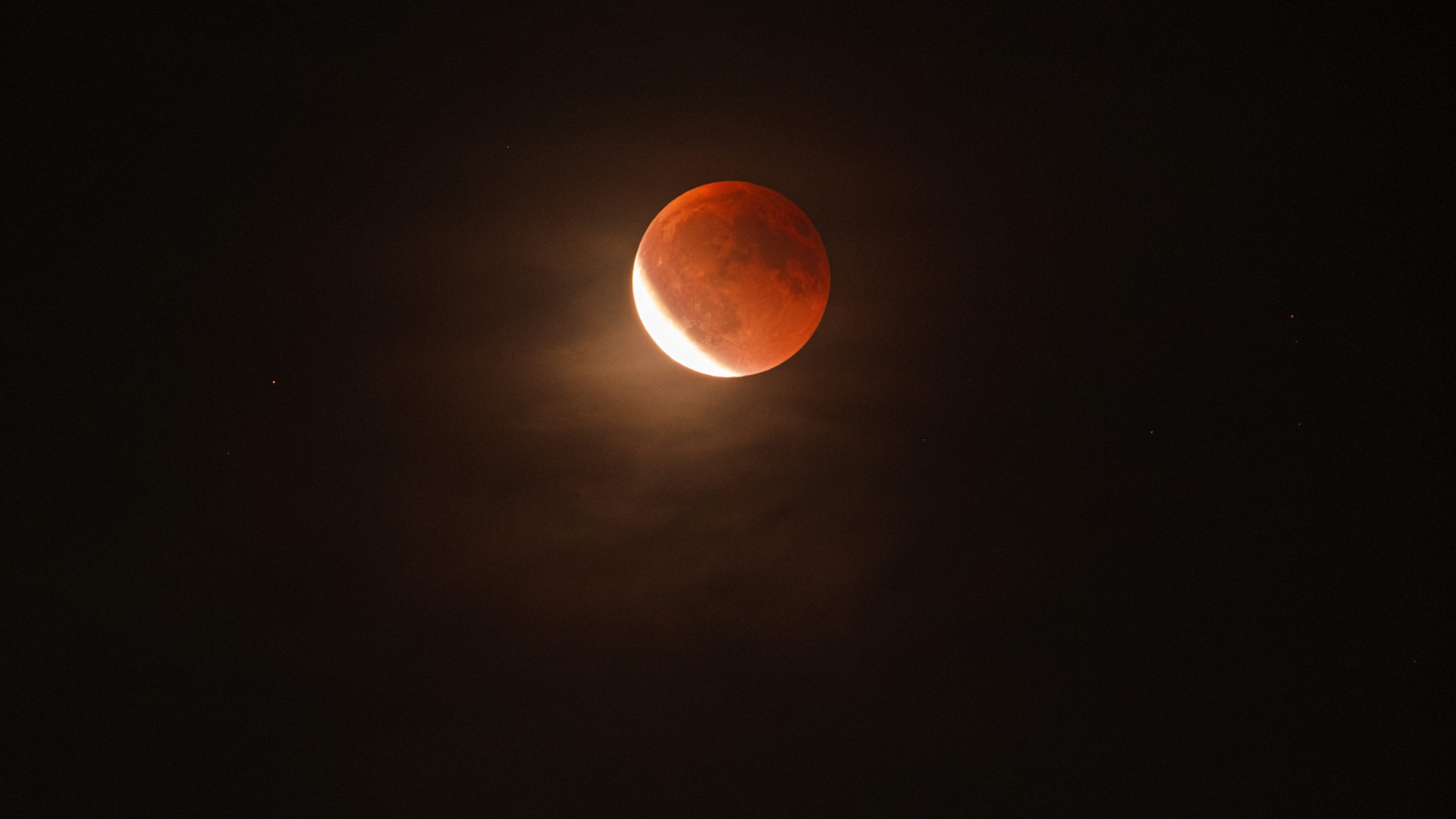 eclissi-luna-rossa