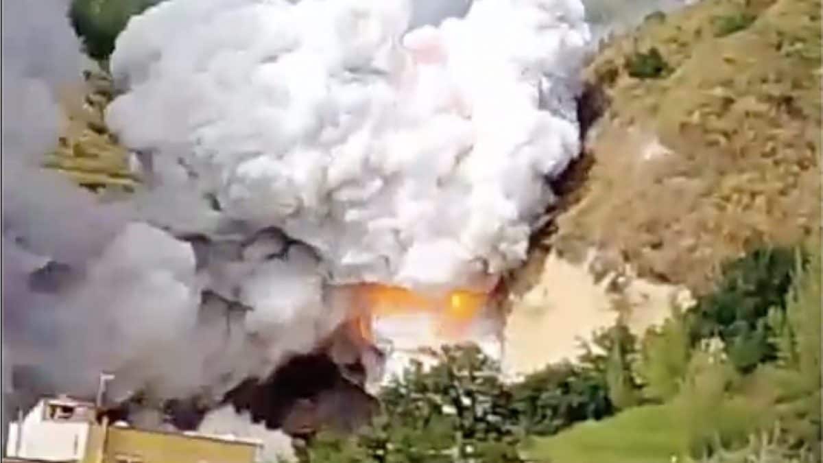 esplosione napoli pianura fuochi d'artificio