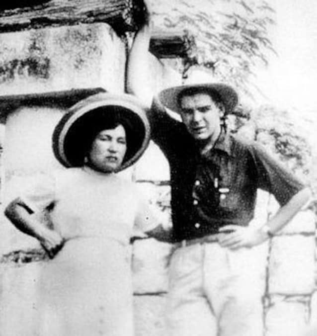 Con Hilda Gadea in Messico (Wikimedia Commons)
