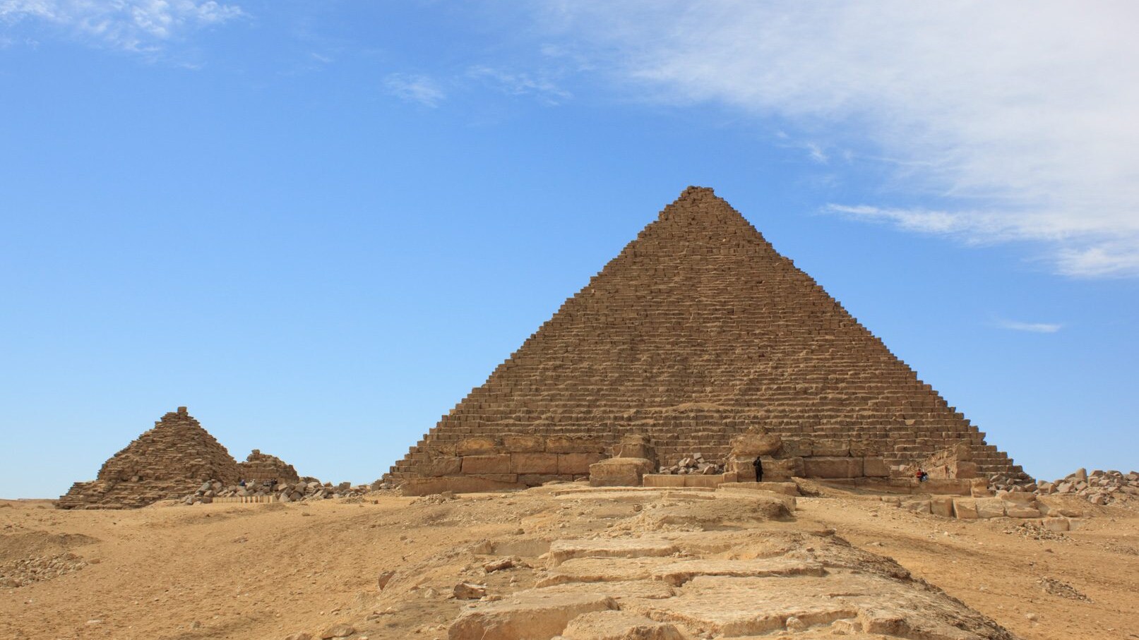 piramide di micerino giza