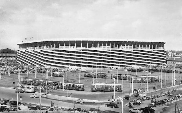 Milano_San_Siro_postcard_1950s