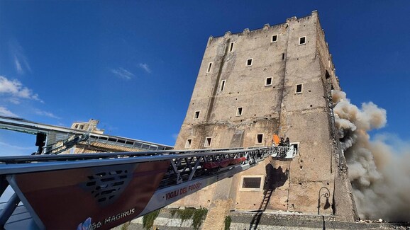 clean crollo torre dei conti
