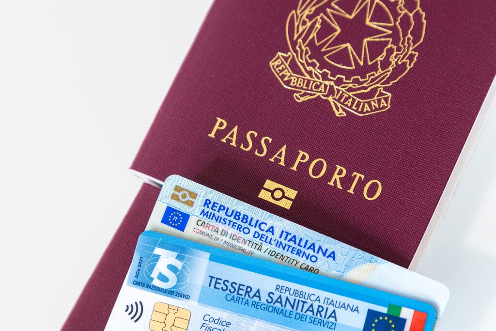 Sourcing Map Porta Carte Adesivo Per Smartphone - Porta Credito E Tessere Con Paillettes Oro - Tasca Posteriore Autoadesiva Per Cellulare