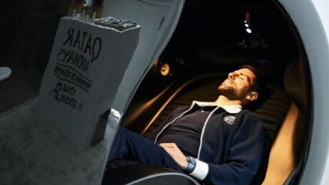 Novak Djokovic nella capsula Regenesis in Qatar. Instagram