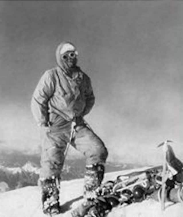 Lacedelli_summit_K2