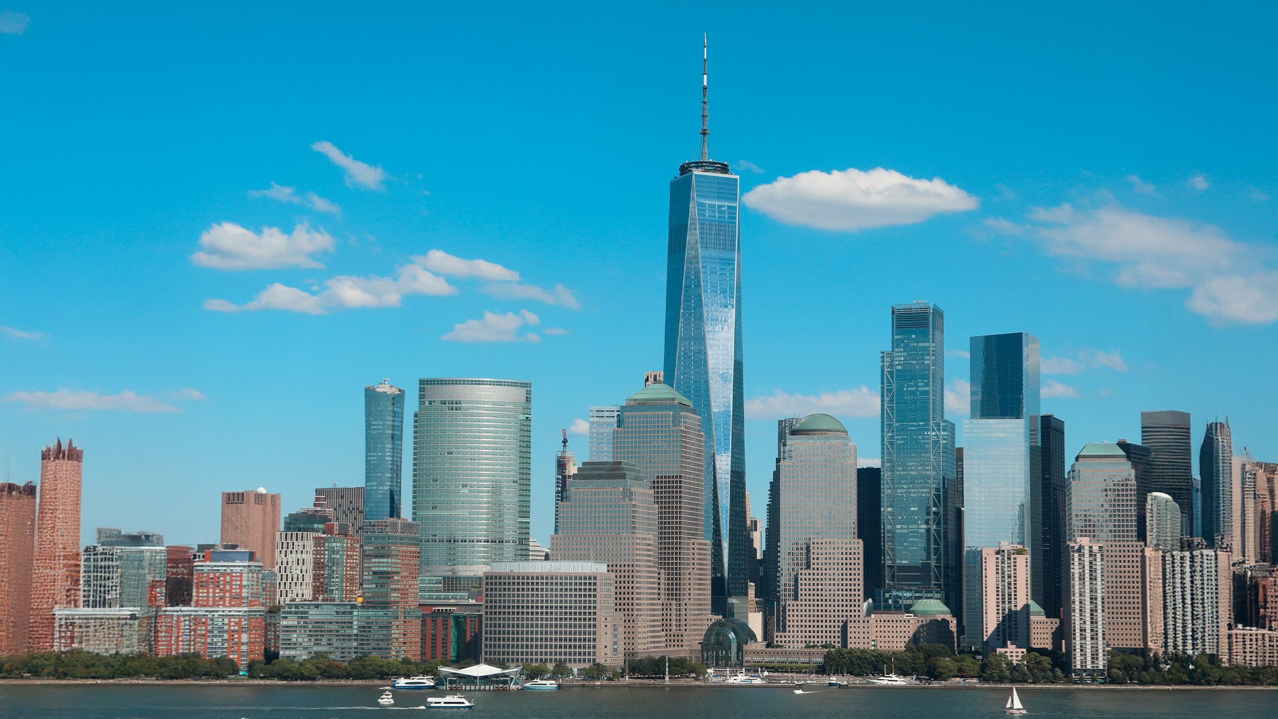 L’edificio più alto di New York è il One World Trade Center con un’altezza di 541 metri