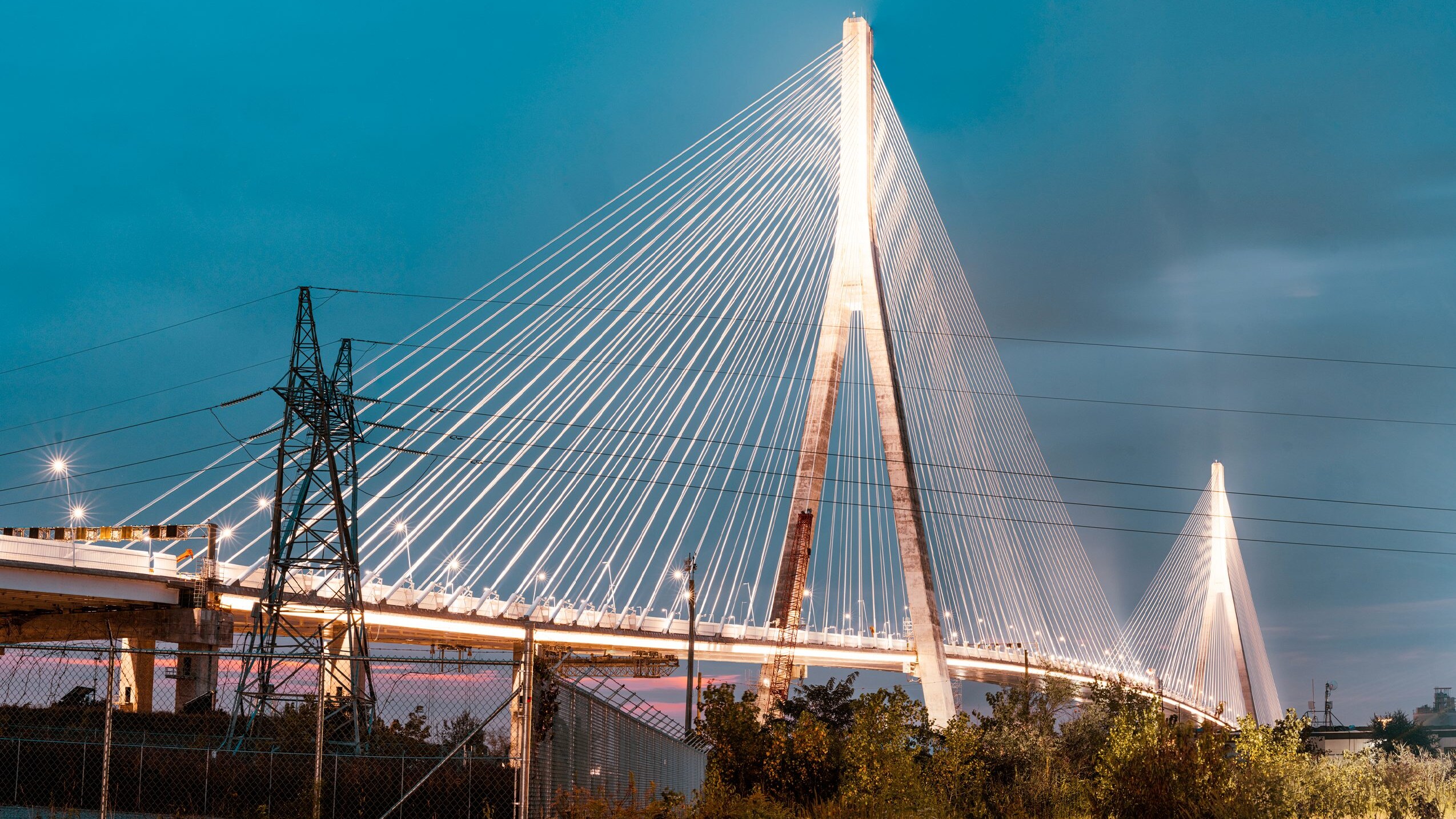 Il ponte che collega USA e Canada ha una campata di 853m: come sarà il Gordie Howe International Bridge