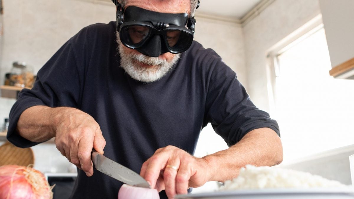 rimedi per non piangere cipolle