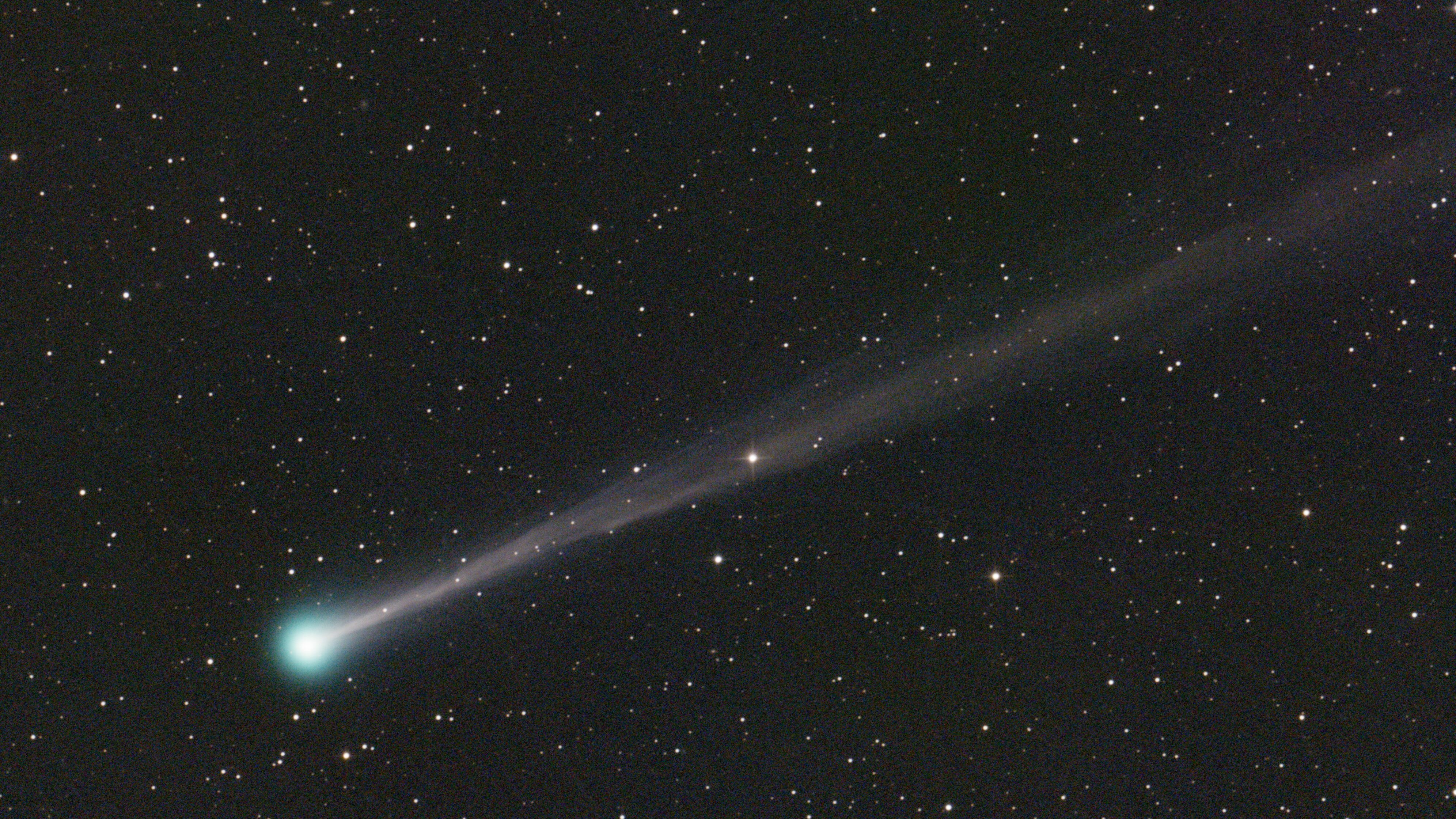 C2025_R3_(PanSTARRS)_on_8_April_2026