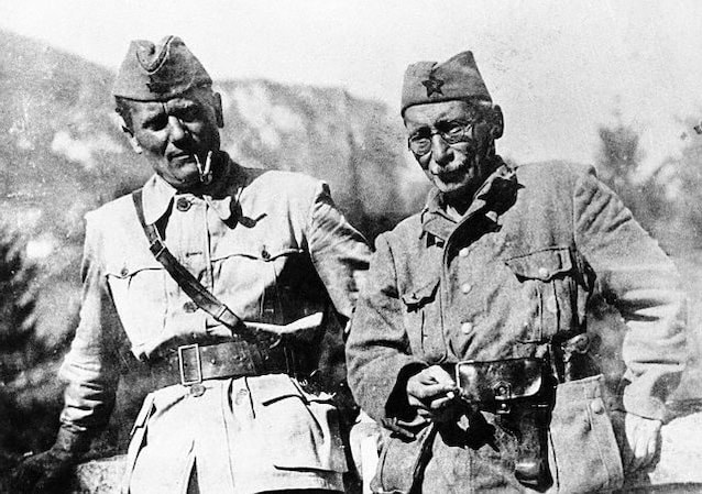 Tito durante la Resistenza (Wikimedia Commons)