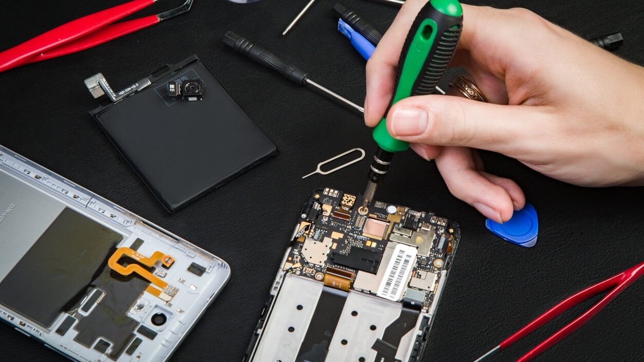riparare telefono