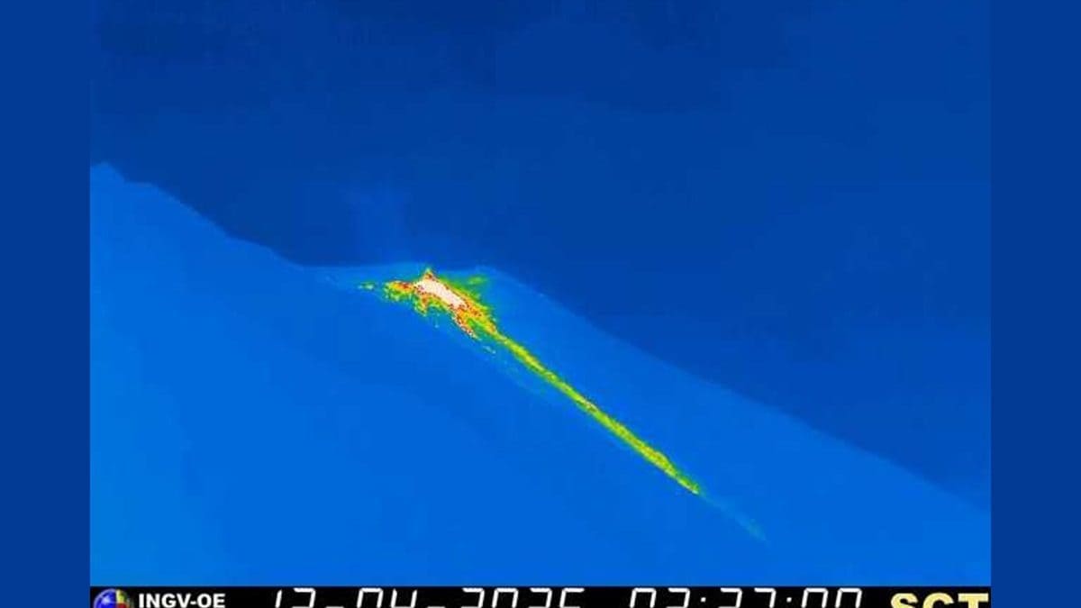 stromboli attività effusiva