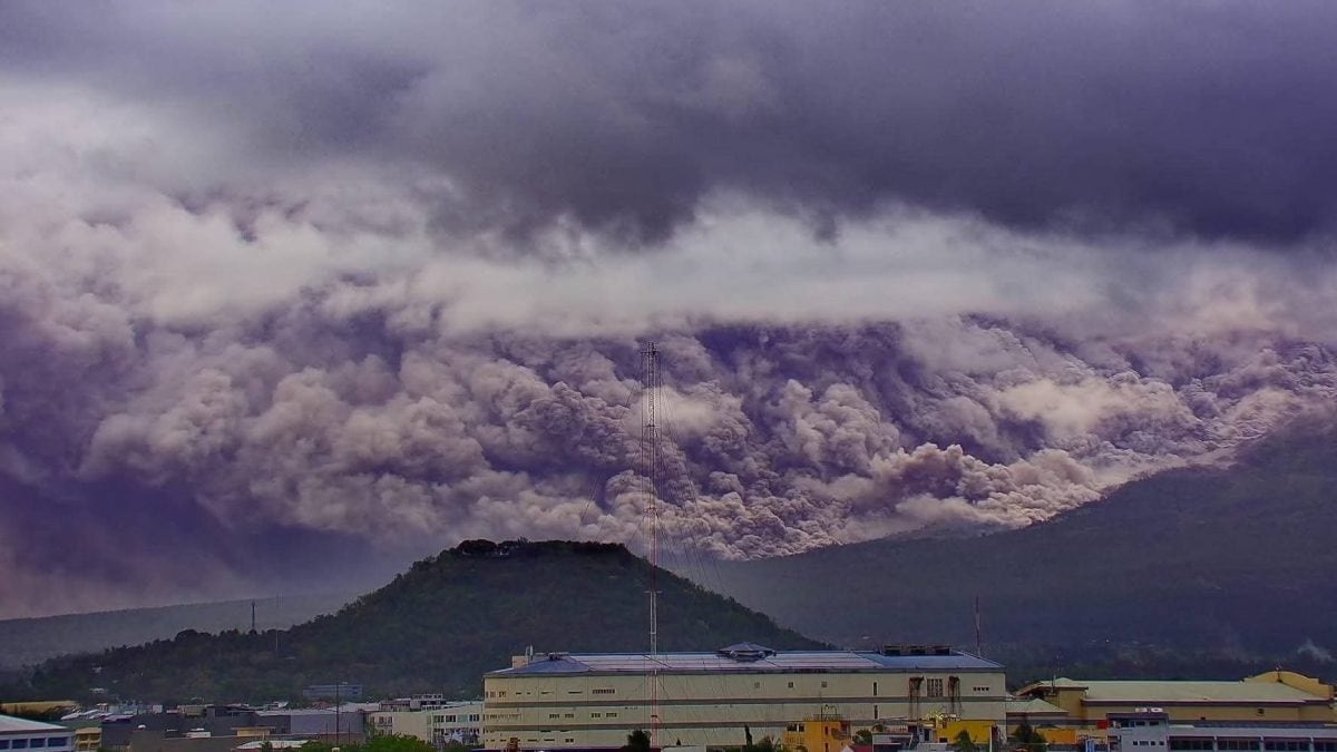 eruzione vulcano mayon filippine