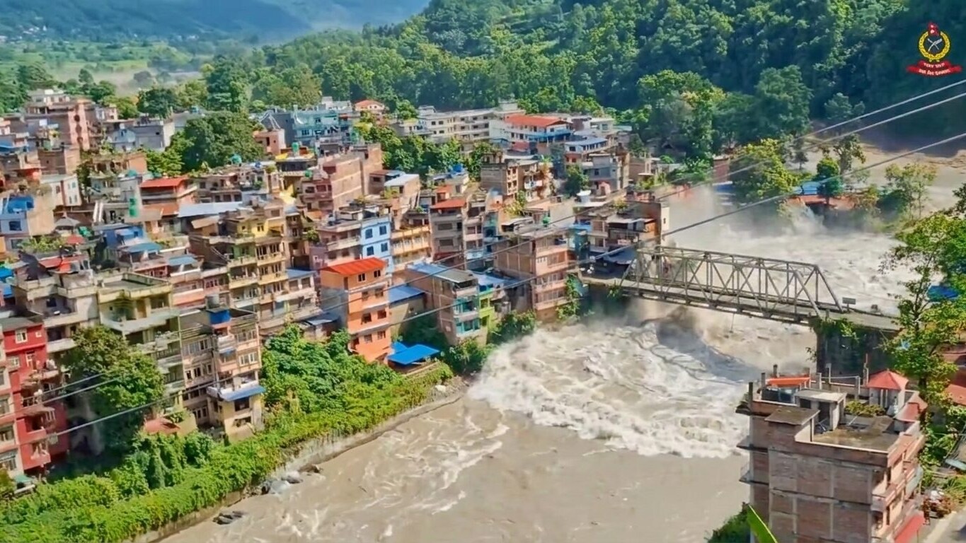 nepal-tibet-alluvione-fiumw
