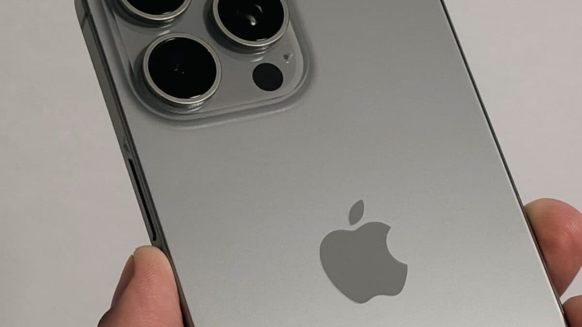 Come usare la funzione Tocco posteriore su iPhone.