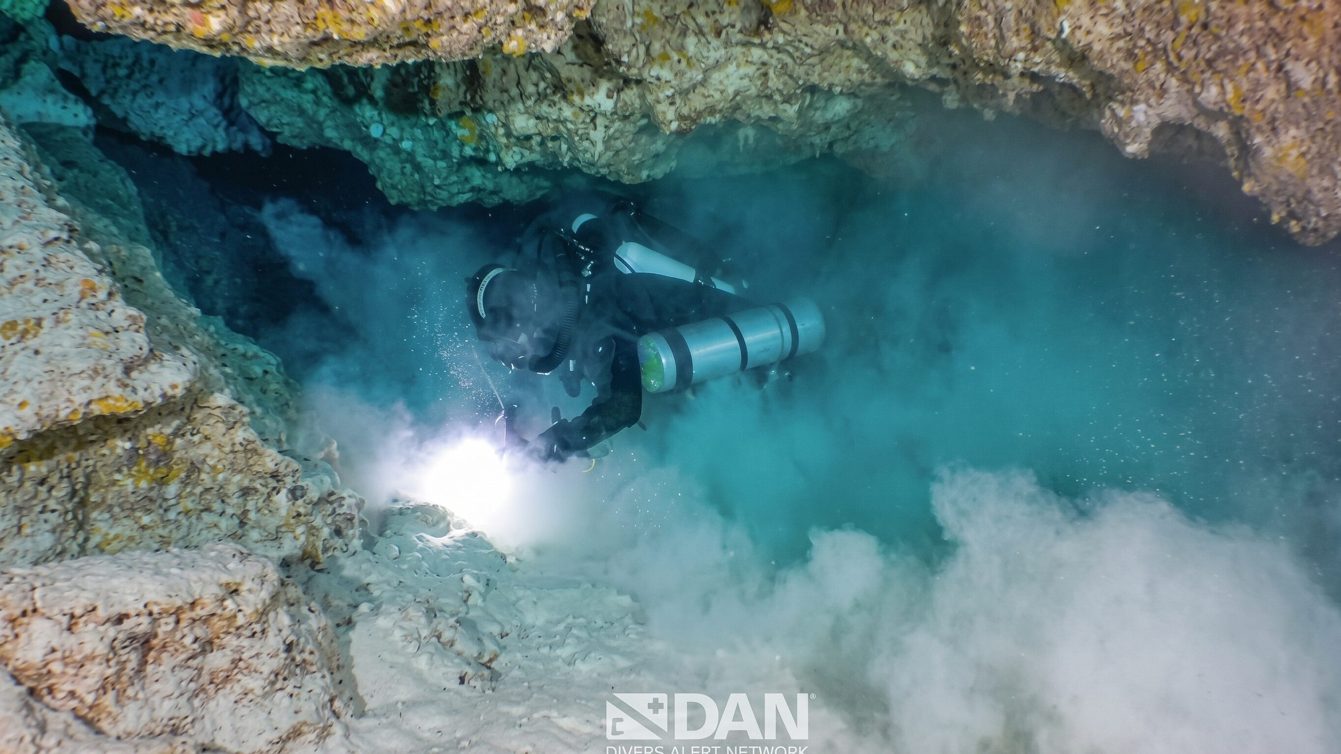 grotta maldive